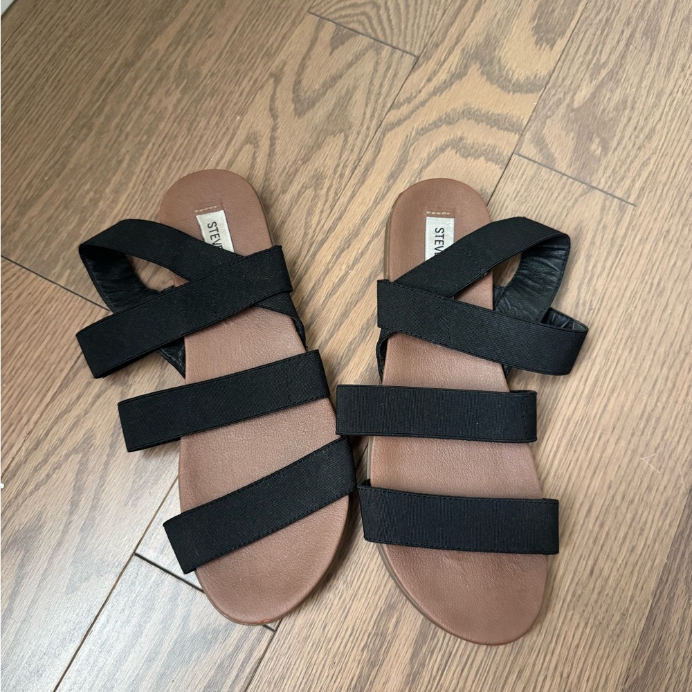 Steve Madden Black Strappy Slide Sandals with Brown Footbed